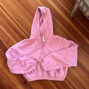 Alo Yoga Cropped Quarter Zip Hoodie